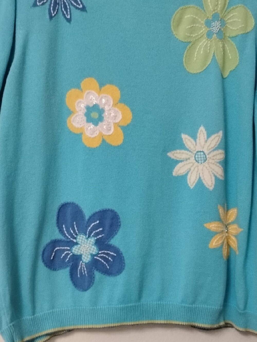 Alfred Dunner Turquoise Floral Appliqué Short Sleeve Top - Picture 4 of 12
